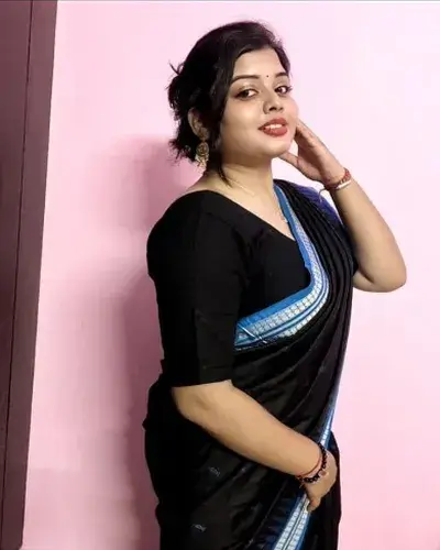 Call Girl in Gola Gokaran Nath